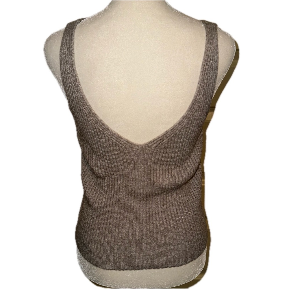 Lemon Ribbed Knit Tank Top - Picture 2 of 3